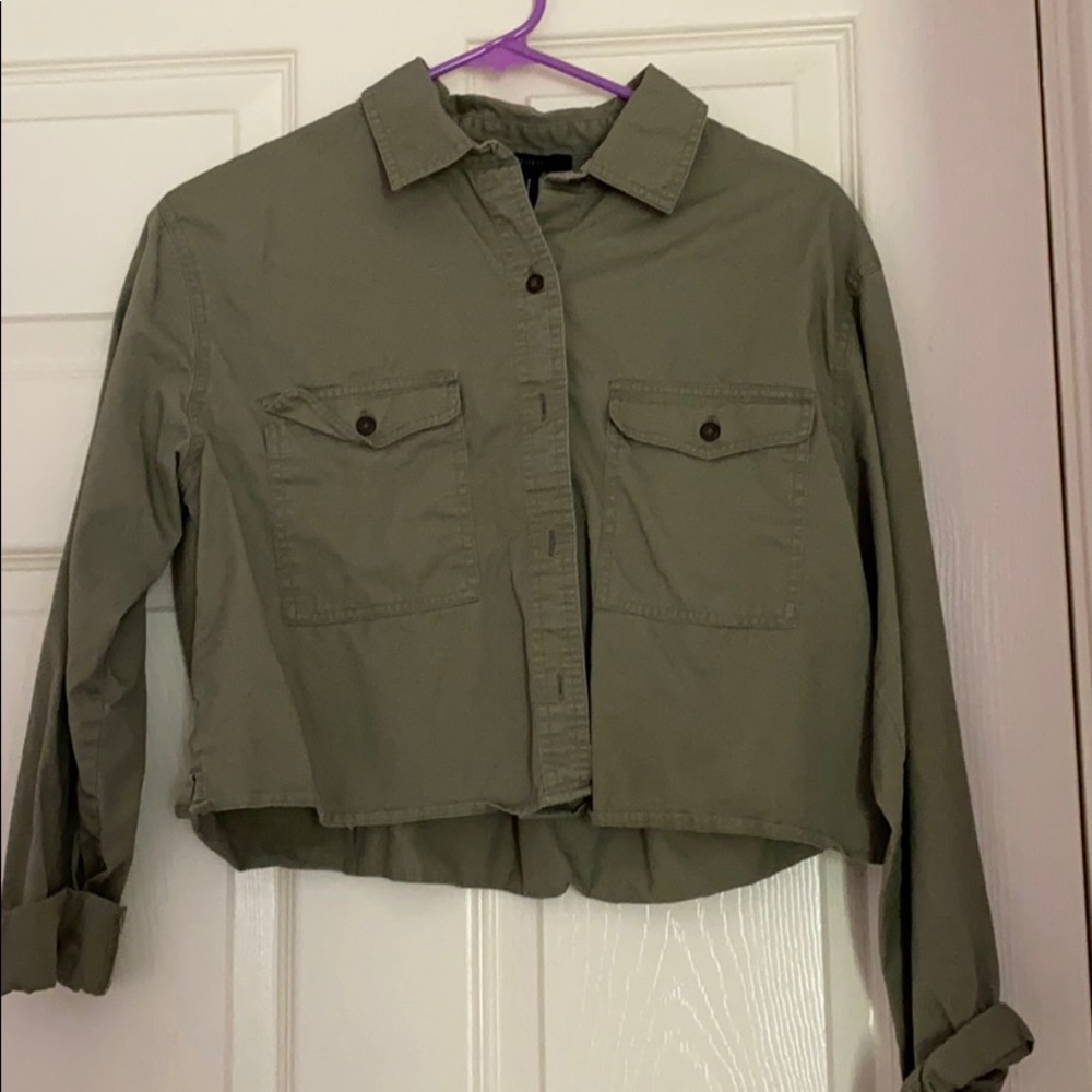 cropped long sleeve army green shirt